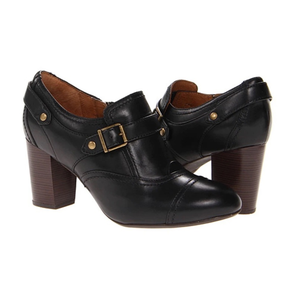 Clarks Indigo Town Edge Black Leather Buckle Heeled Ankle Booties